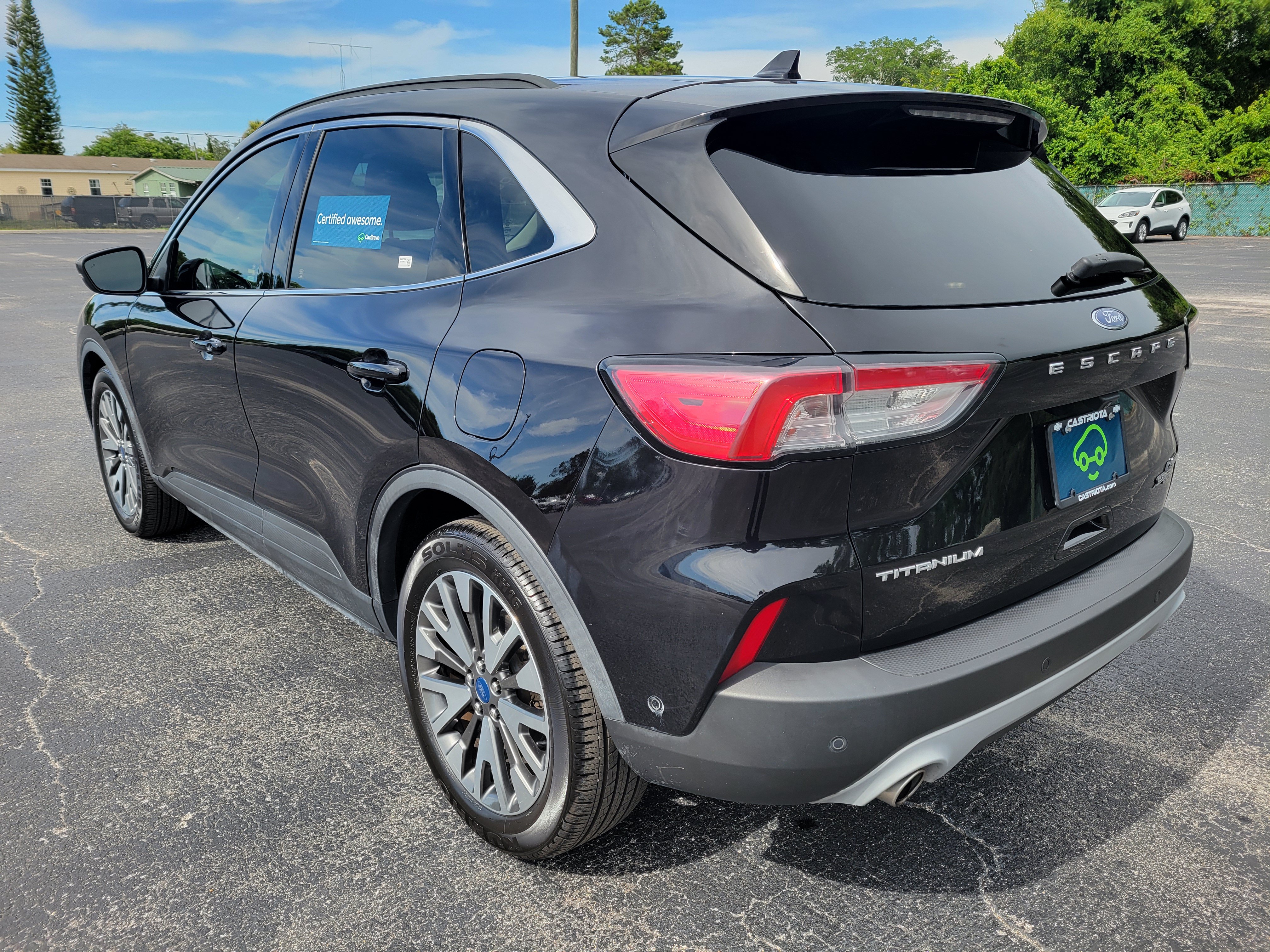 Used 2020 Ford Escape Titanium FWD image 10