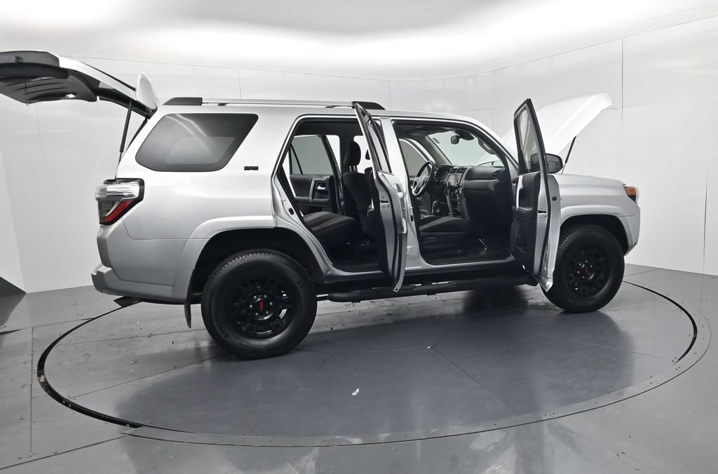Used 2023 Toyota 4Runner SR5 AWD/4WD image 60