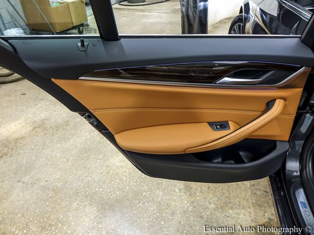 Used 2019 BMW 530e xDrive w/ Premium Package AWD/4WD image 24