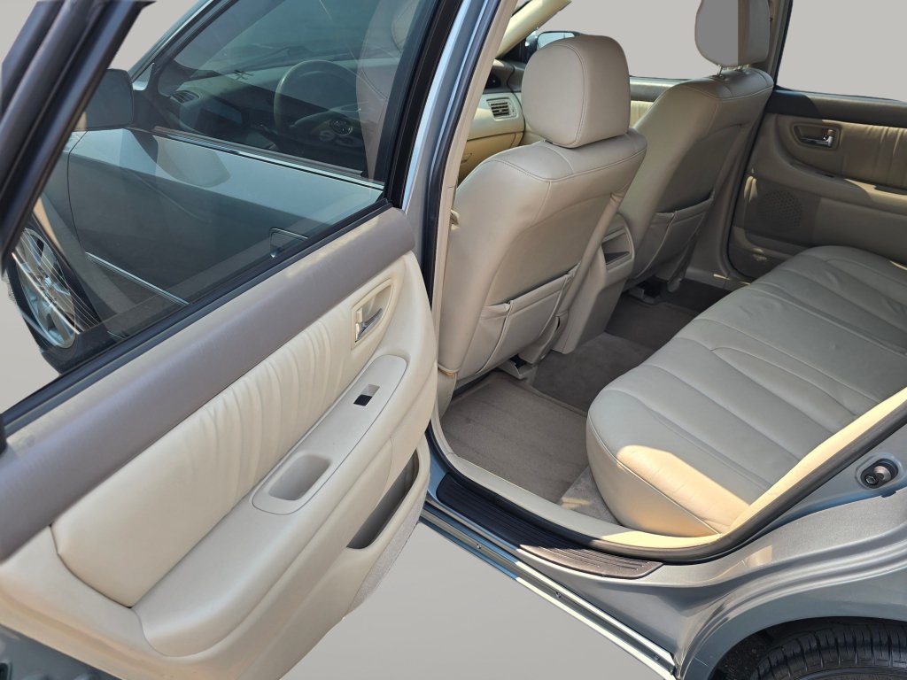 Used 2002 Toyota Avalon XL w/ Luxury Pkg FWD image 21
