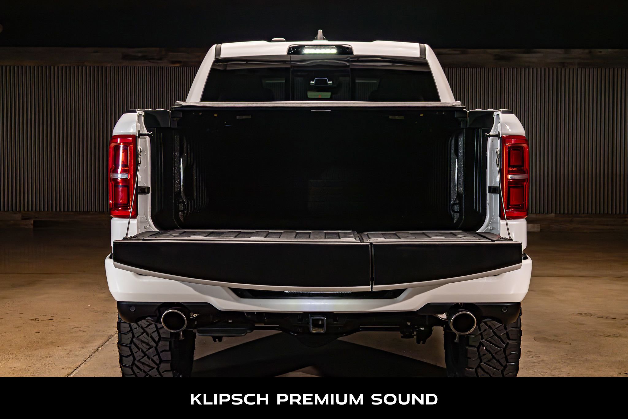 Used 2025 RAM 1500 Tungsten w/ Off Road Group AWD/4WD image 8