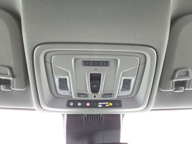 Used 2023 GMC Sierra 1500 Elevation w/ Preferred Package image 18
