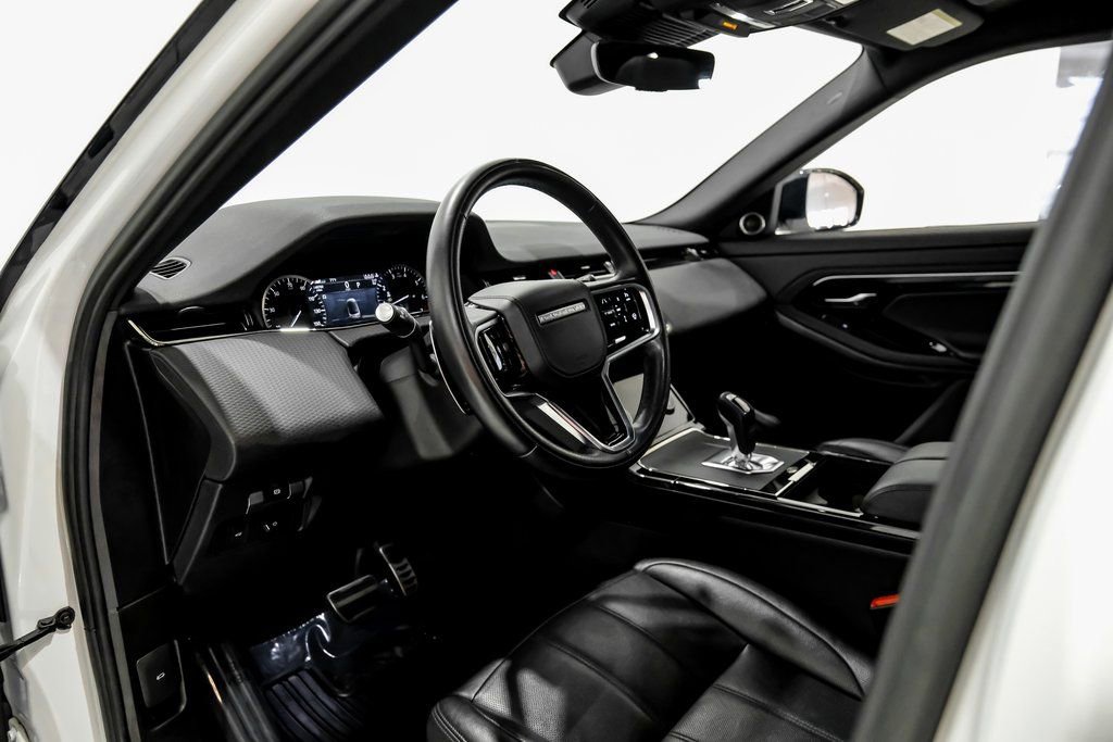 Used 2023 Land Rover Range Rover Evoque R-Dynamic S image 6