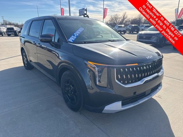 Used 2025 Kia Carnival image 7