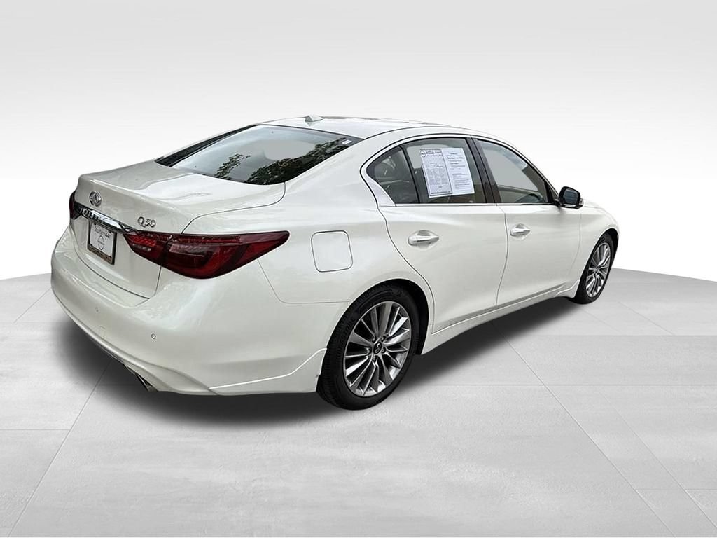 Used 2023 INFINITI Q50 Luxe w/ Cargo Package RWD image 4