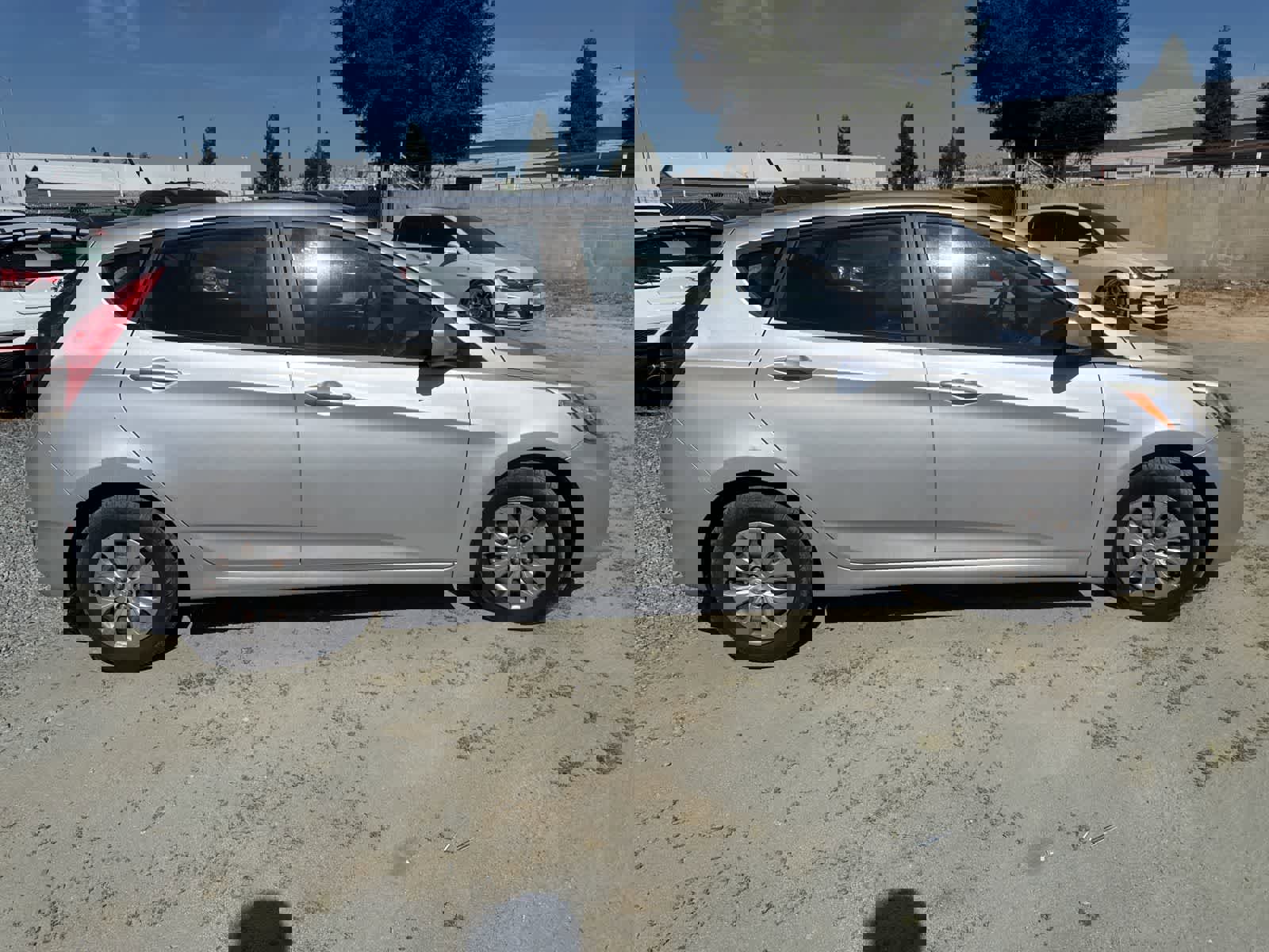 Used 2016 Hyundai Accent SE image 4