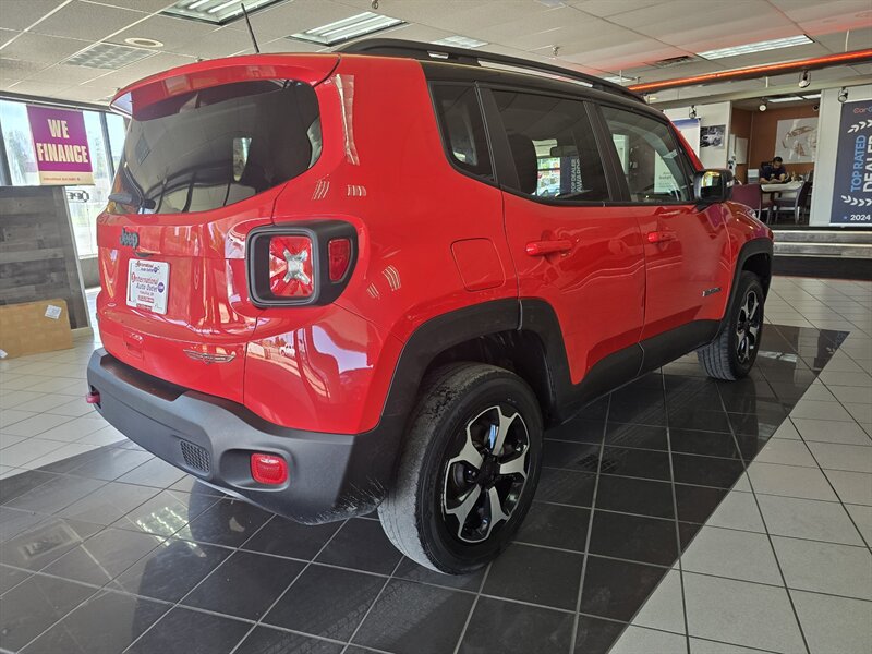 Used 2020 Jeep Renegade Trailhawk w/ Cold Weather Group AWD/4WD image 4