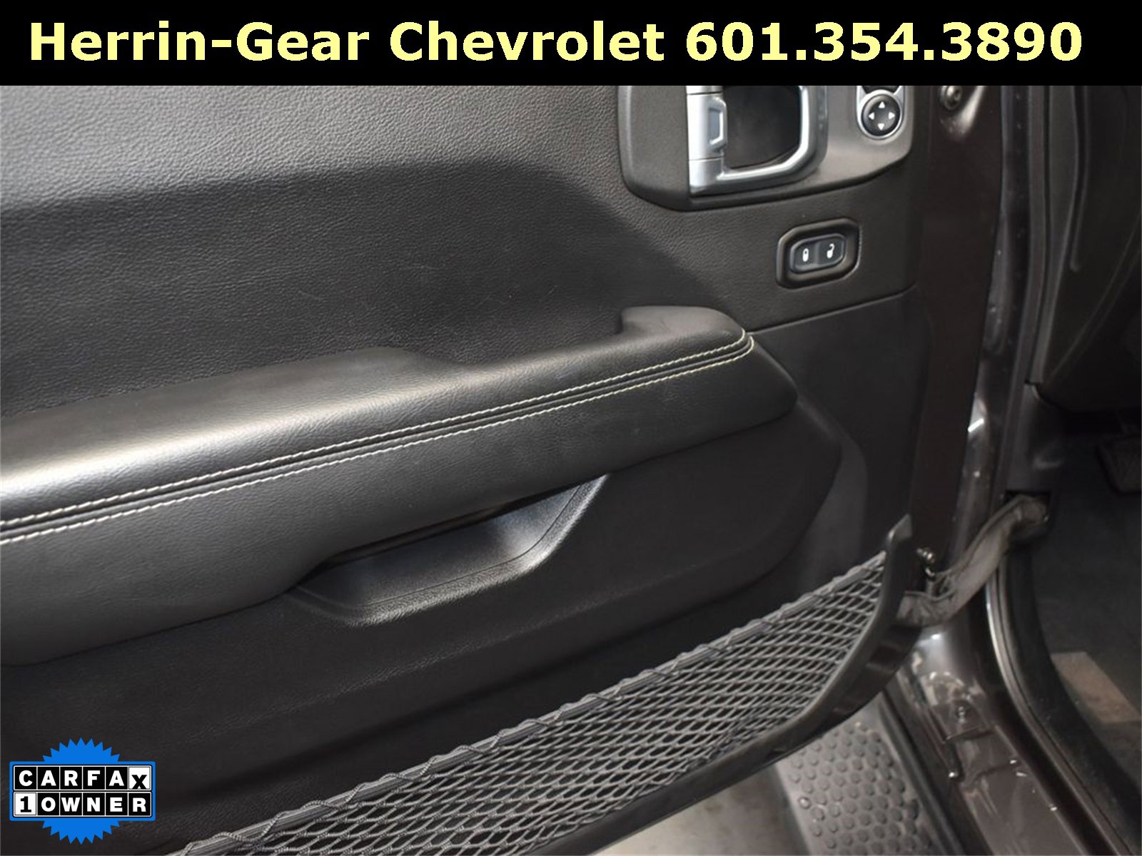 Used 2021 Jeep Wrangler Unlimited Sahara w/ Cold Weather Group image 11