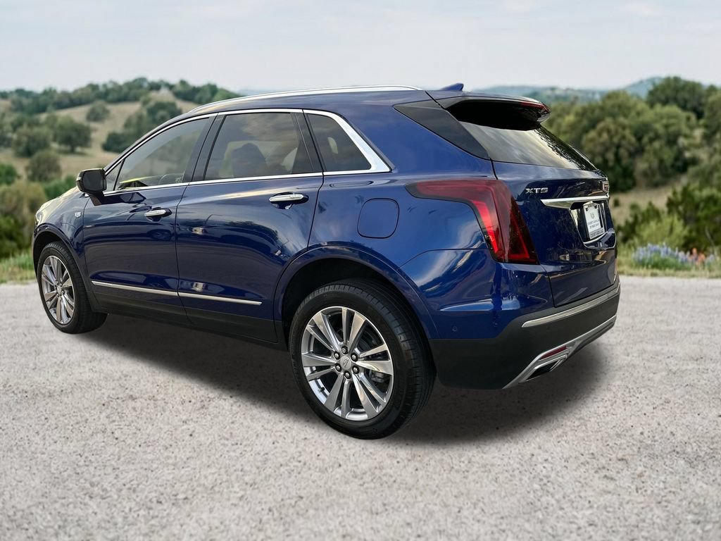 Used 2024 Cadillac XT5 Premium Luxury w/ Technology Package FWD image 7