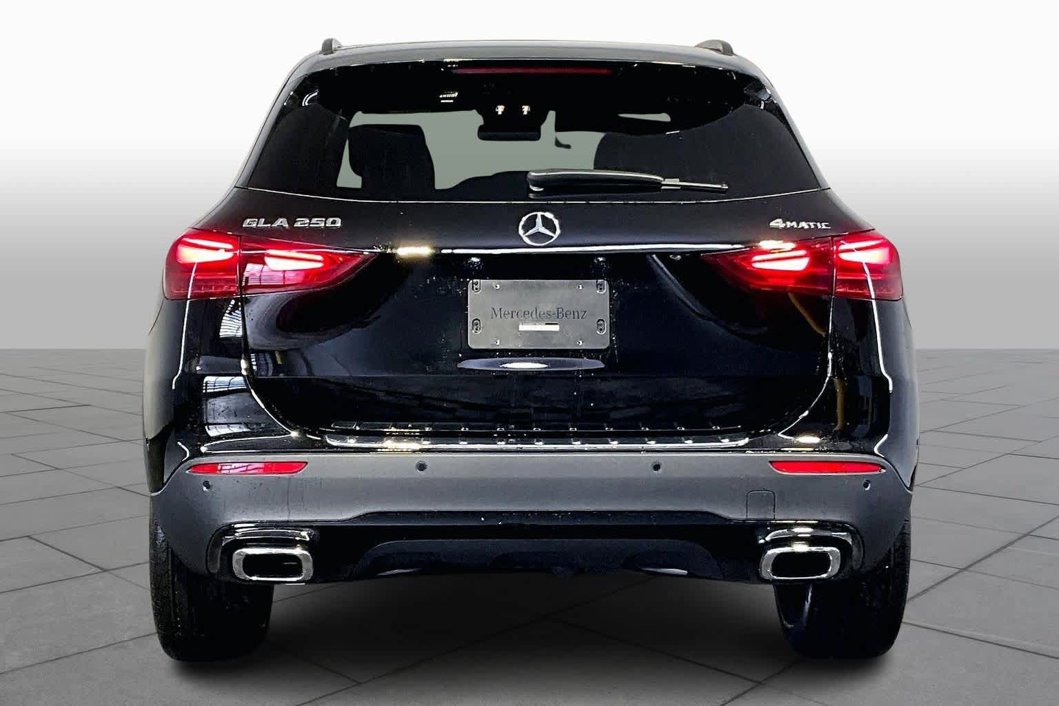 New 2026 Mercedes-Benz GLA 250 4MATIC image 4