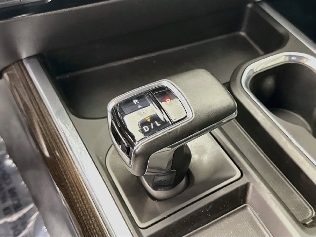 Used 2024 Chevrolet Silverado 1500 RST w/ Convenience Package II AWD/4WD image 19