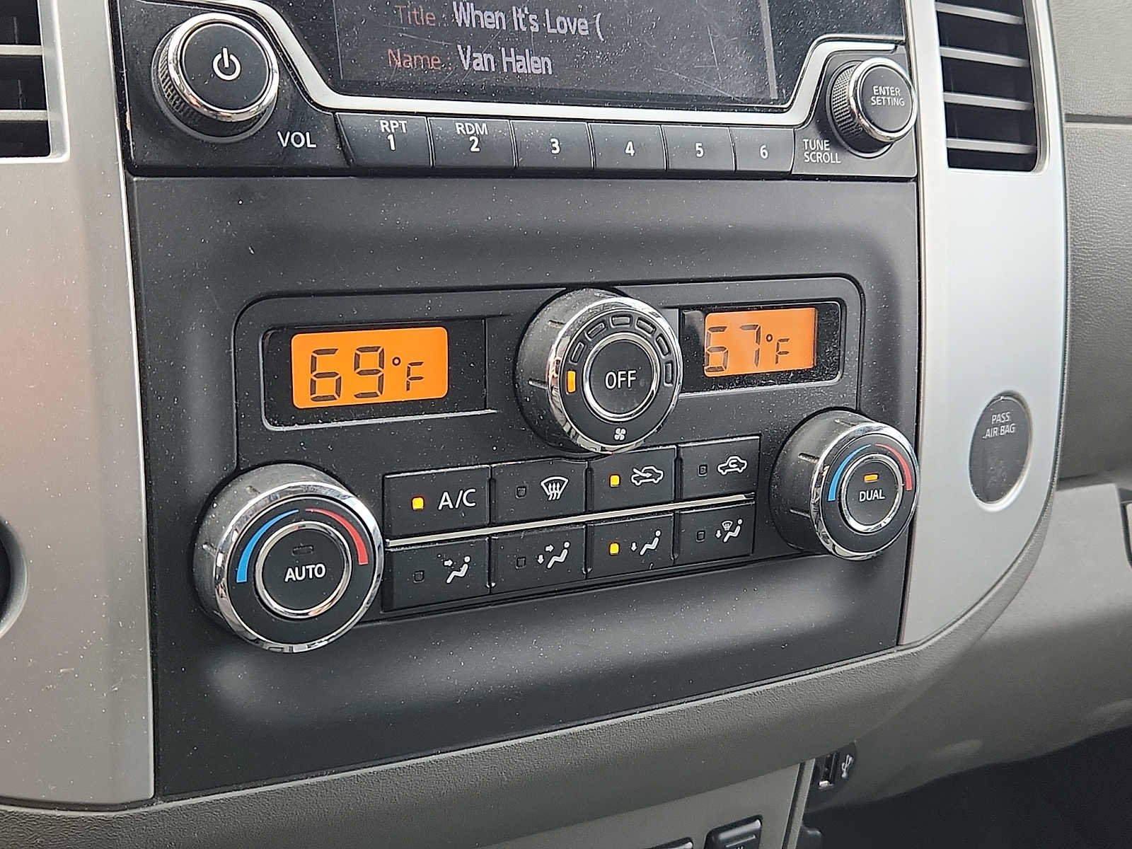 Used 2018 Nissan Frontier SV w/ Value Truck Package AWD/4WD image 15