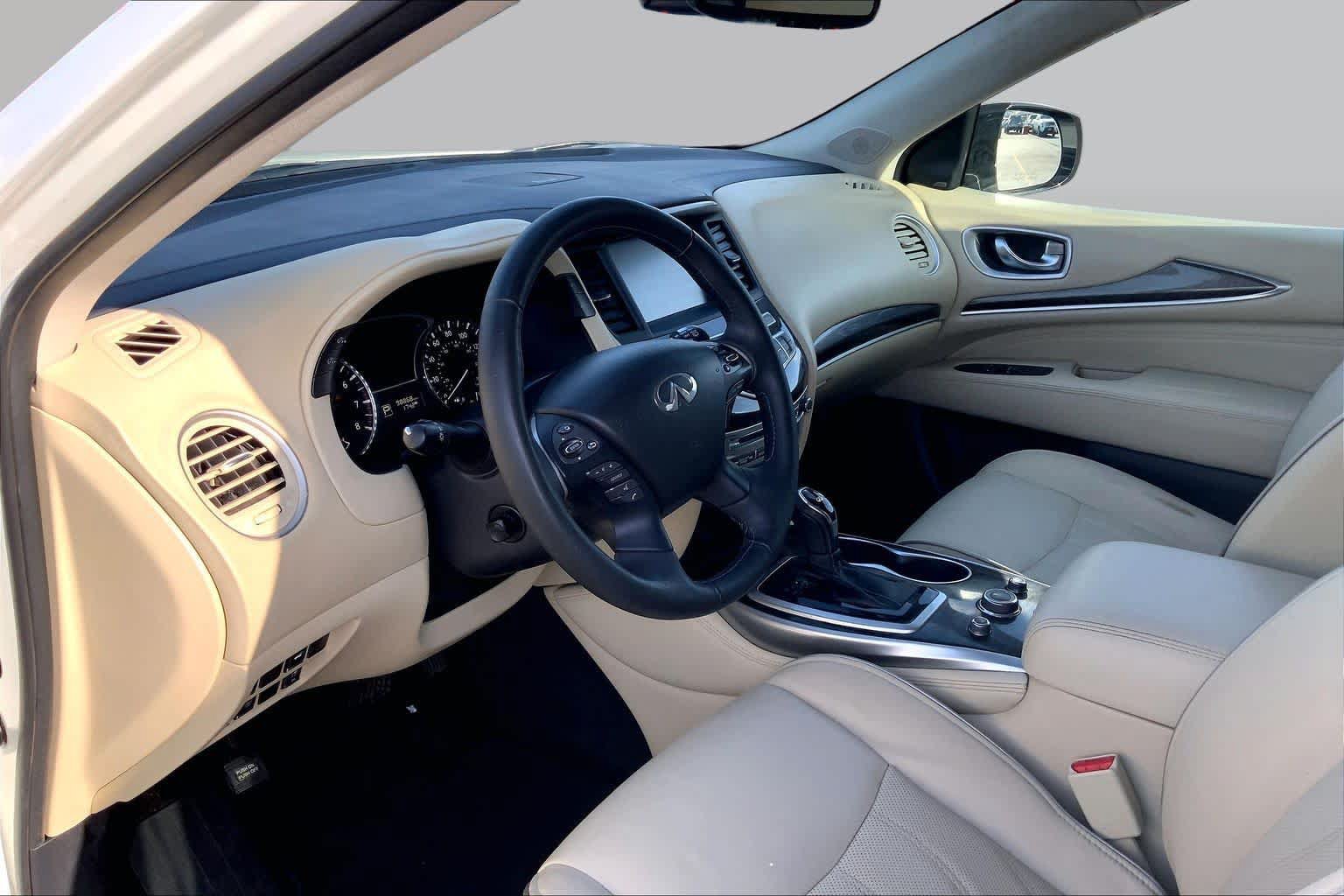 Used 2019 INFINITI QX60 Luxe w/ Essential Package AWD/4WD image 18