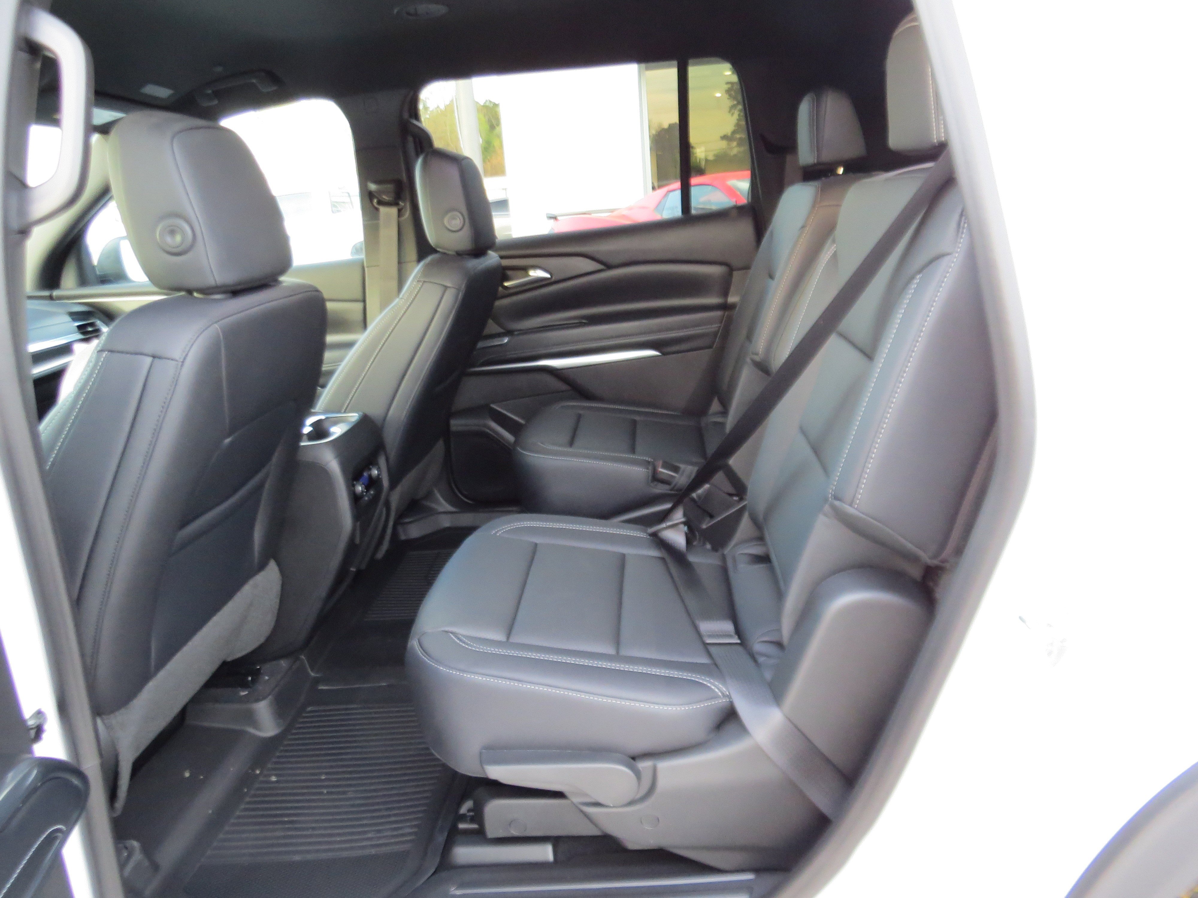 New 2026 Chevrolet Traverse LT w/ Driver Confidence Package FWD image 14