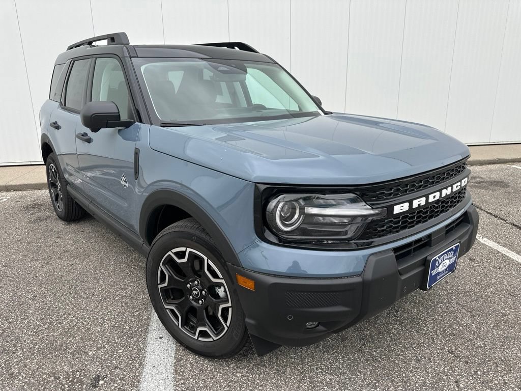 New 2026 Ford Bronco Sport Outer Banks w/ Outer Banks Tech Package+ AWD/4WD image 8