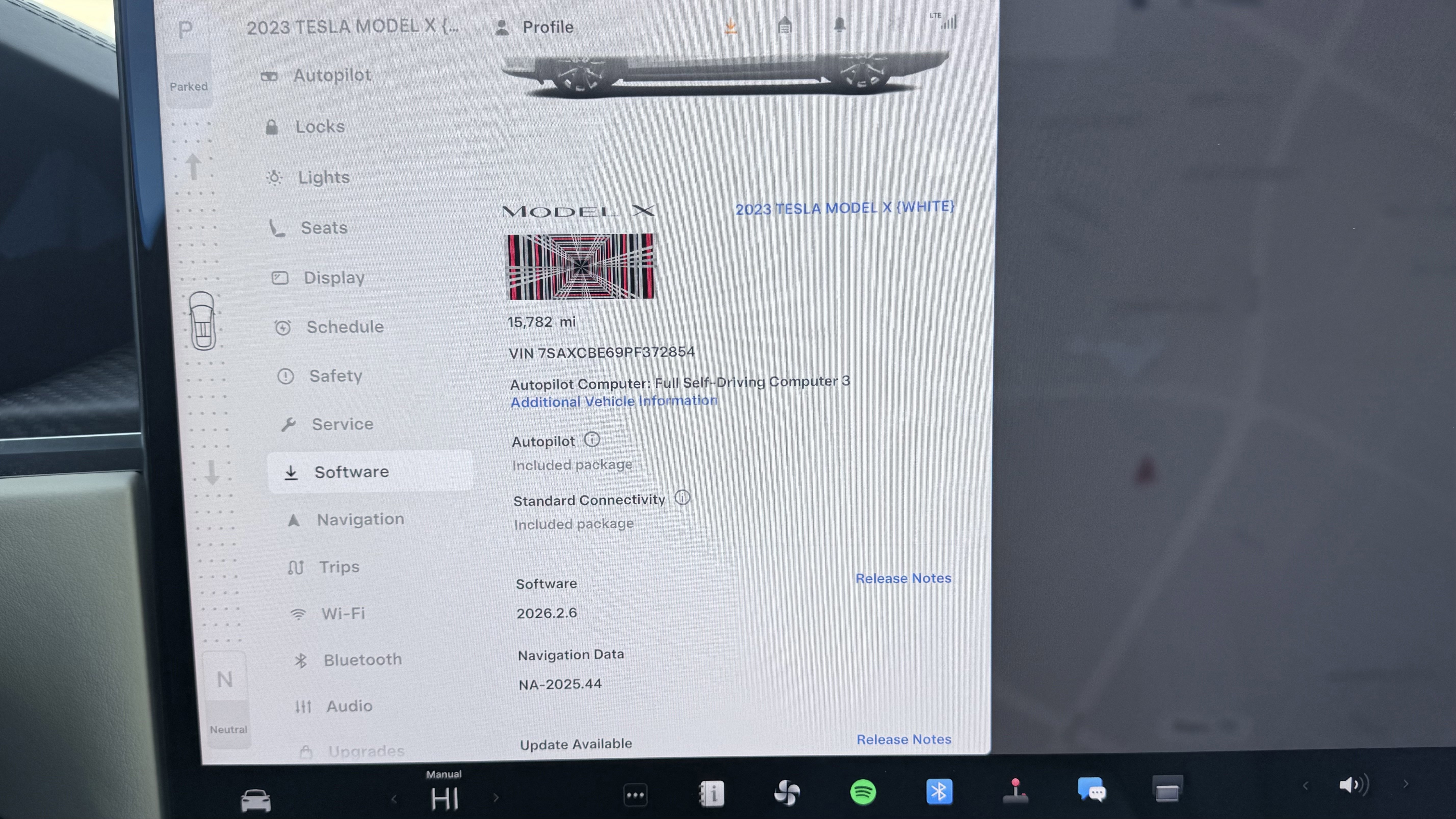 Used 2023 Tesla Model X Plaid image 3
