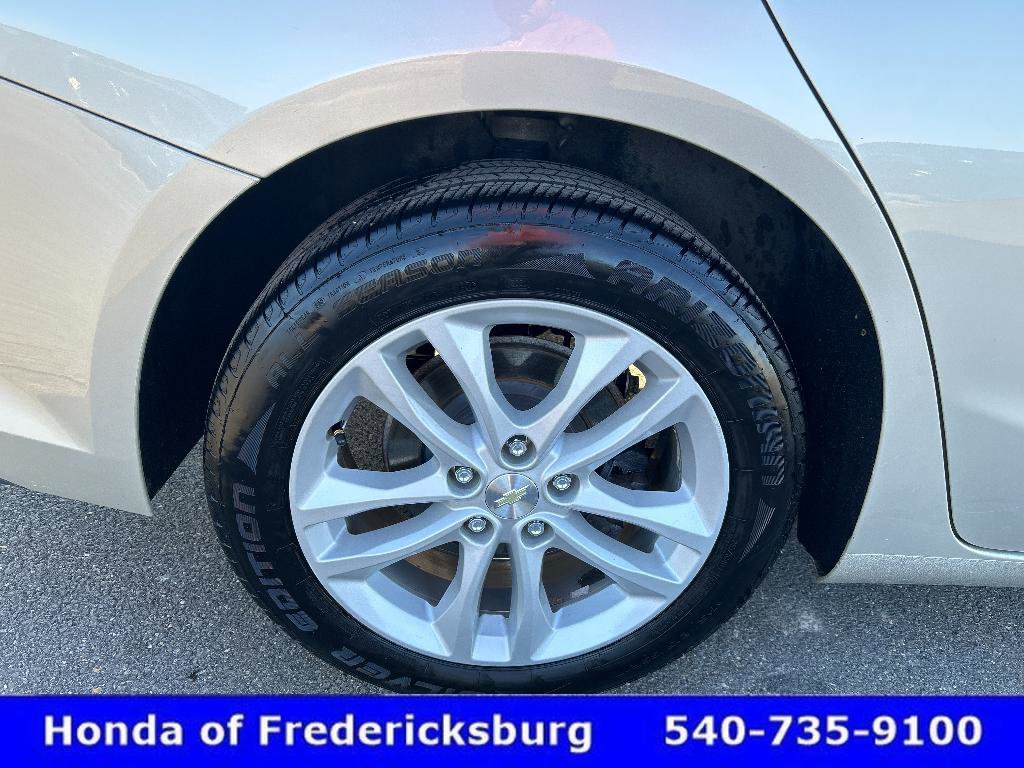 Used 2016 Chevrolet Malibu LT w/ Leather Package image 36