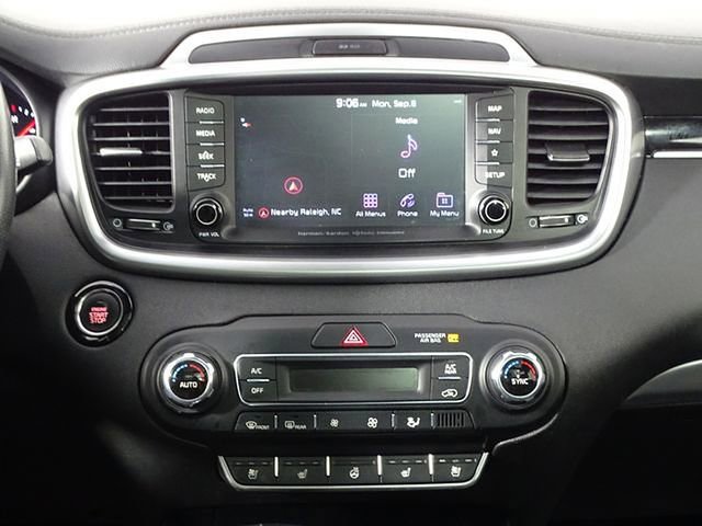 Used 2019 Kia Sorento SX AWD/4WD image 28
