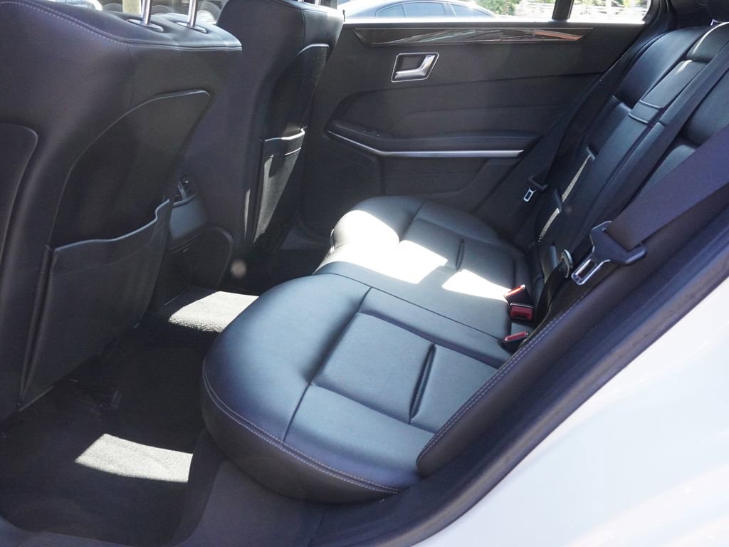 Used 2015 Mercedes-Benz E 350 4MATIC Sedan image 31