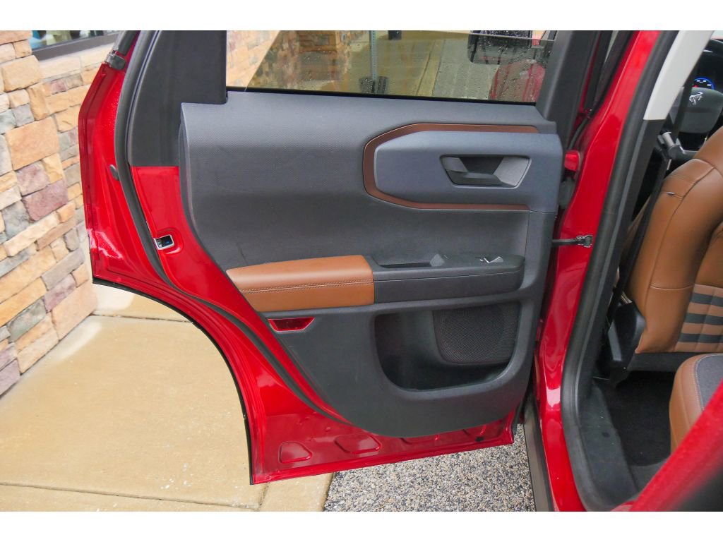 Used 2021 Ford Bronco Sport Outer Banks image 16