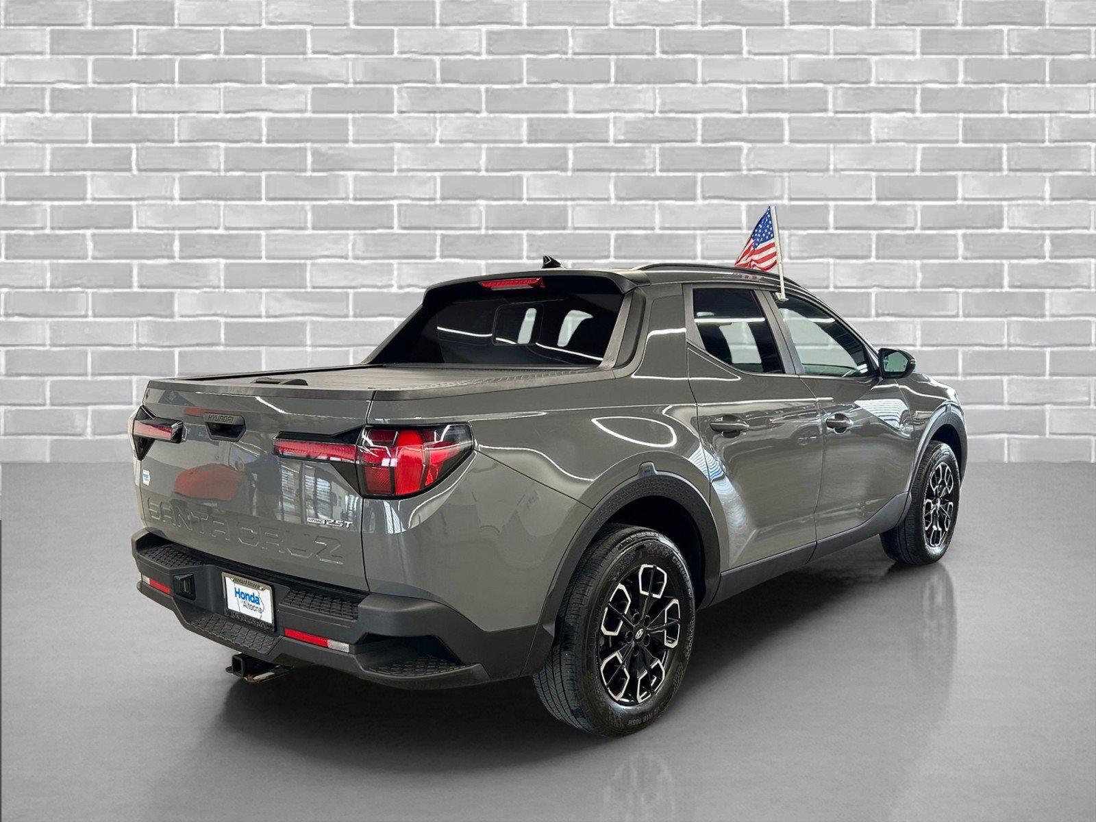 Used 2022 Hyundai Santa Cruz SEL Premium image 5