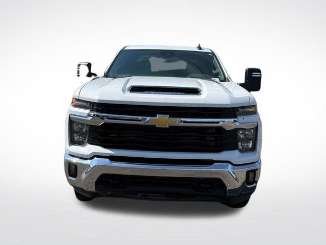 Used 2025 Chevrolet Silverado 2500 LT w/ Convenience Package AWD/4WD image 2