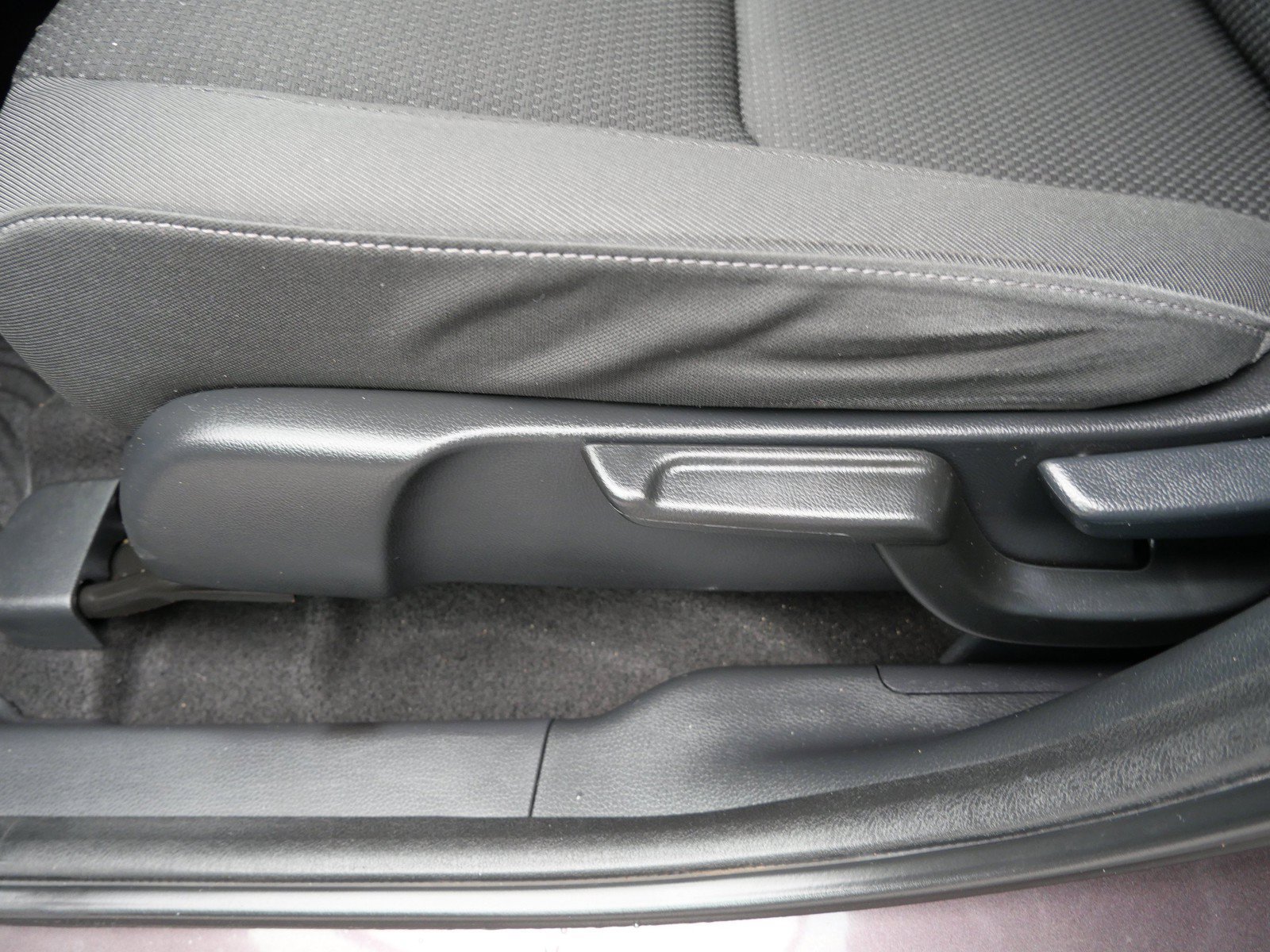 Used 2020 Honda HR-V EX image 15