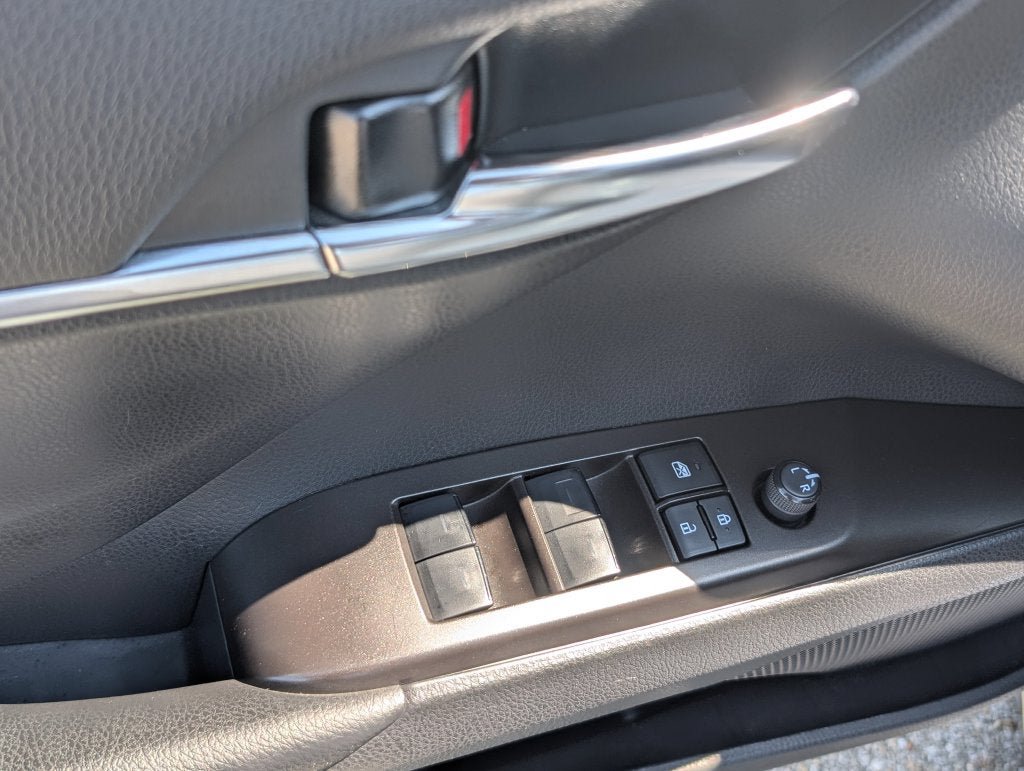 Certified 2024 Toyota Camry SE FWD image 11