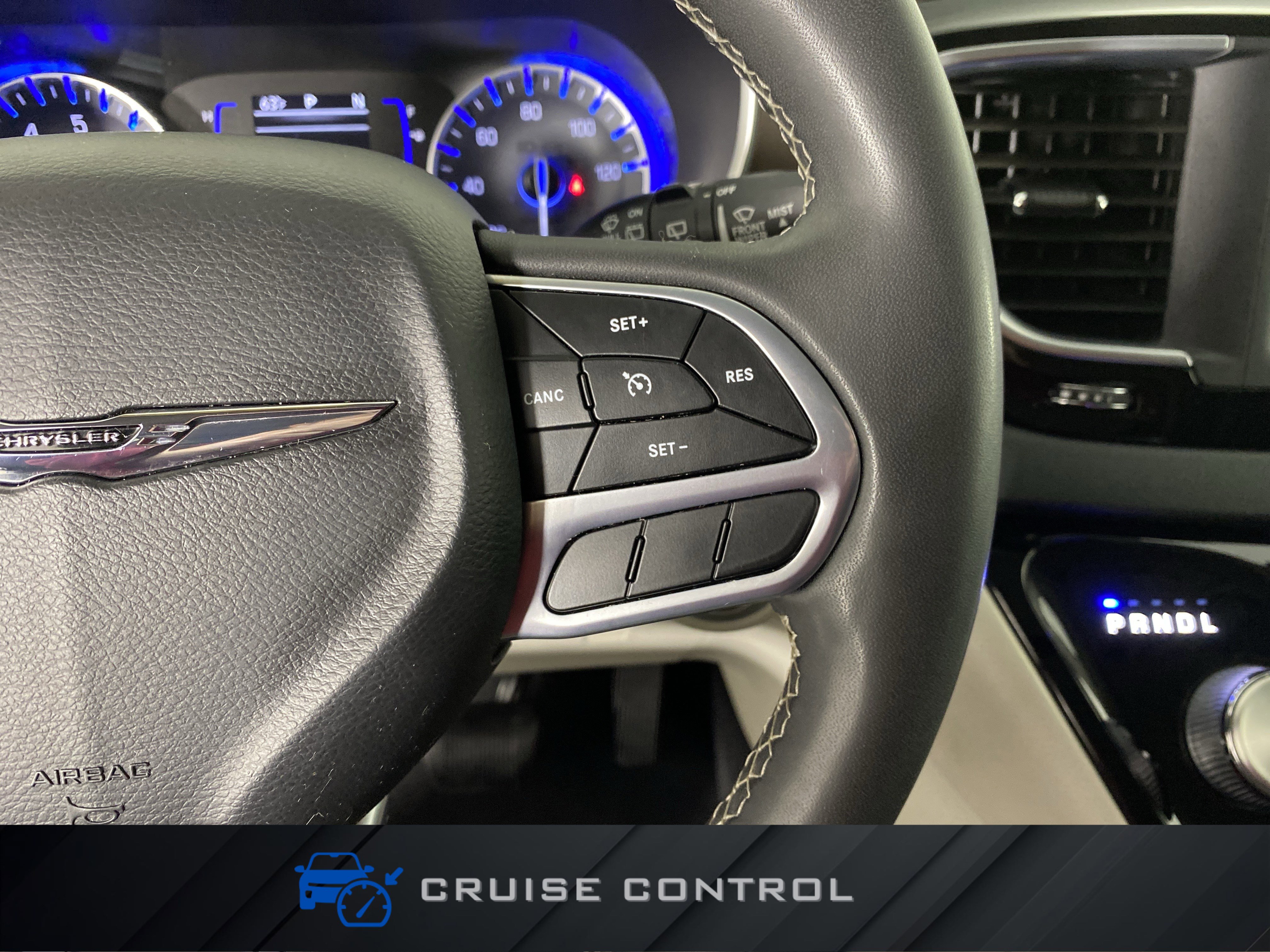 Used 2023 Chrysler Voyager LX image 23