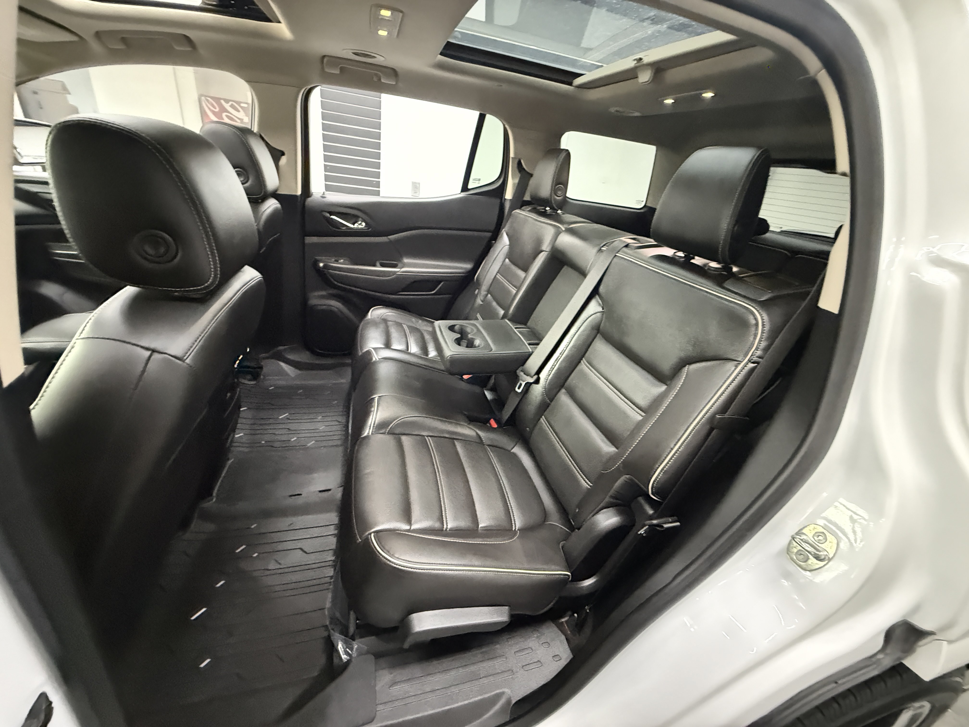 Used 2018 GMC Acadia Denali AWD/4WD image 24