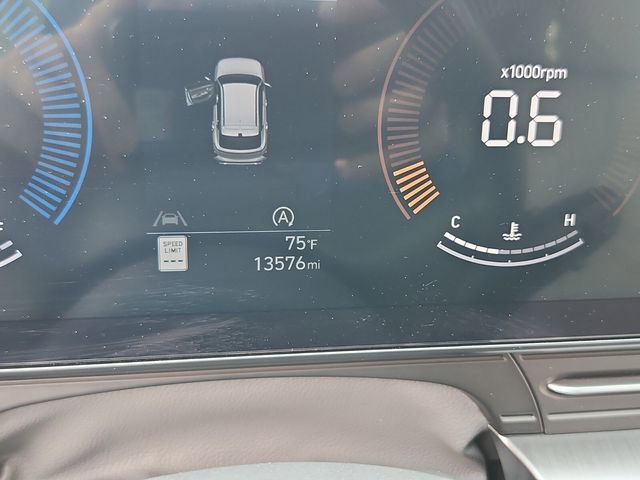 Certified 2024 Hyundai Kona SE image 25