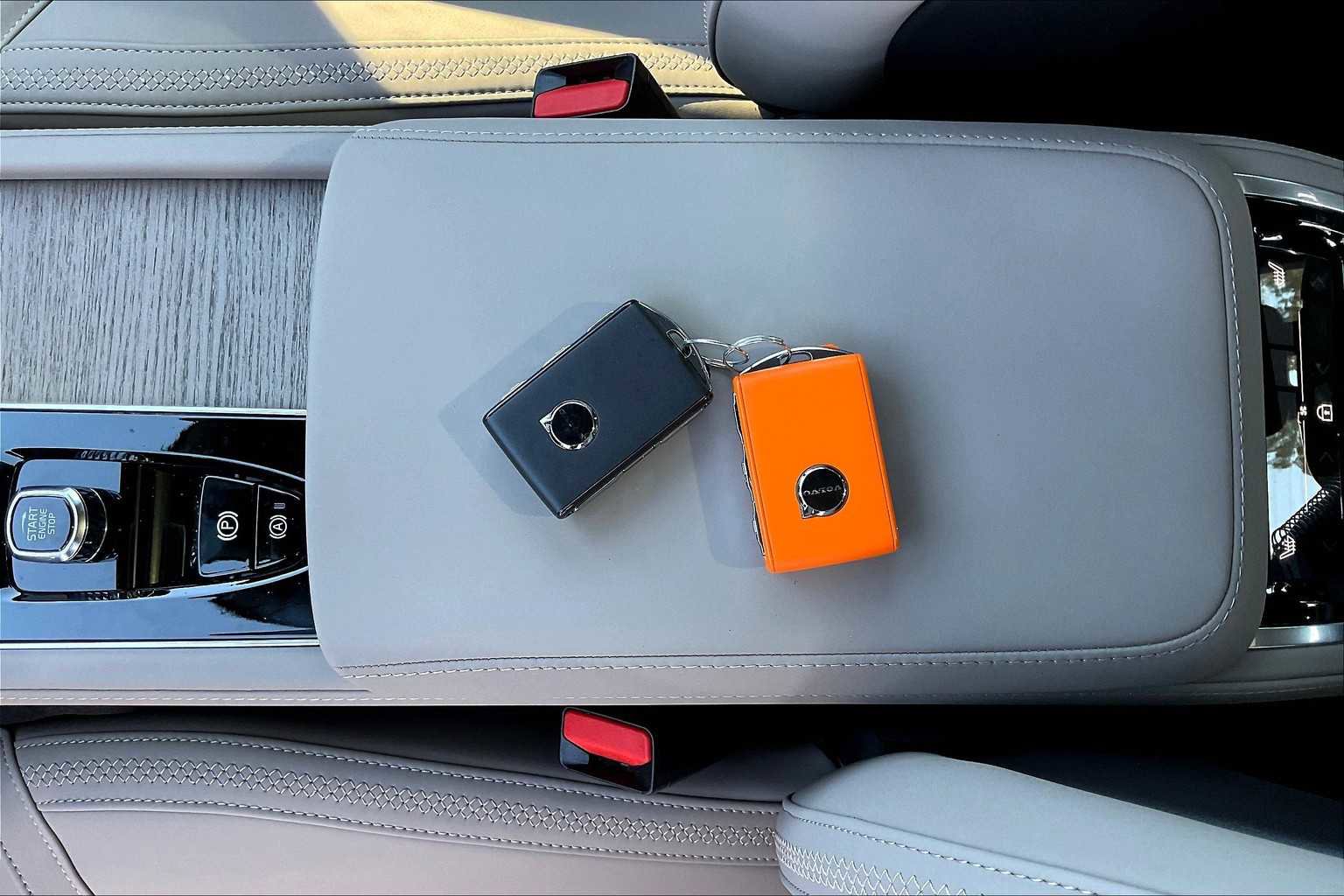 New 2026 Volvo XC90 T8 Plus image 35