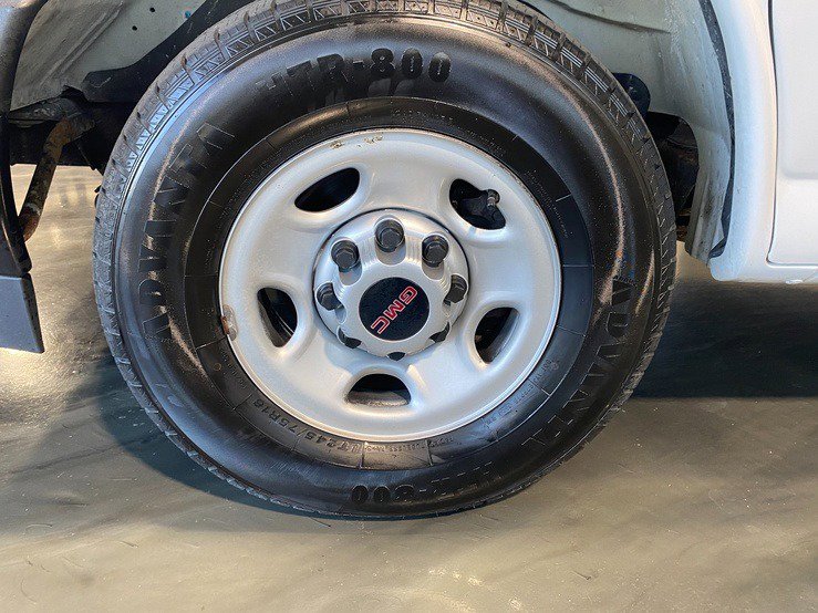 Used 2018 GMC Savana 3500 image 11