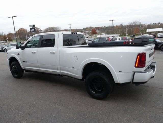 New 2026 RAM 3500 Limited image 12