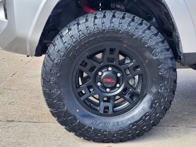 Used 2023 Toyota 4Runner SR5 Premium w/ Moonroof Package image 8