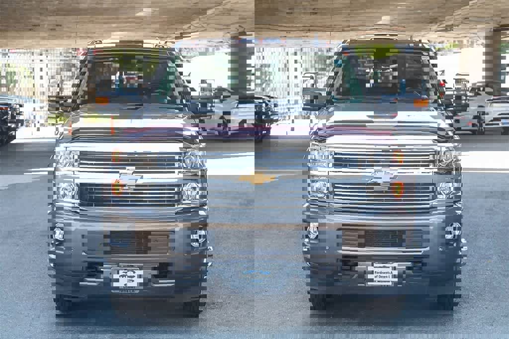 Used 2015 Chevrolet Silverado 3500 High Country w/ Duramax Plus Package image 2