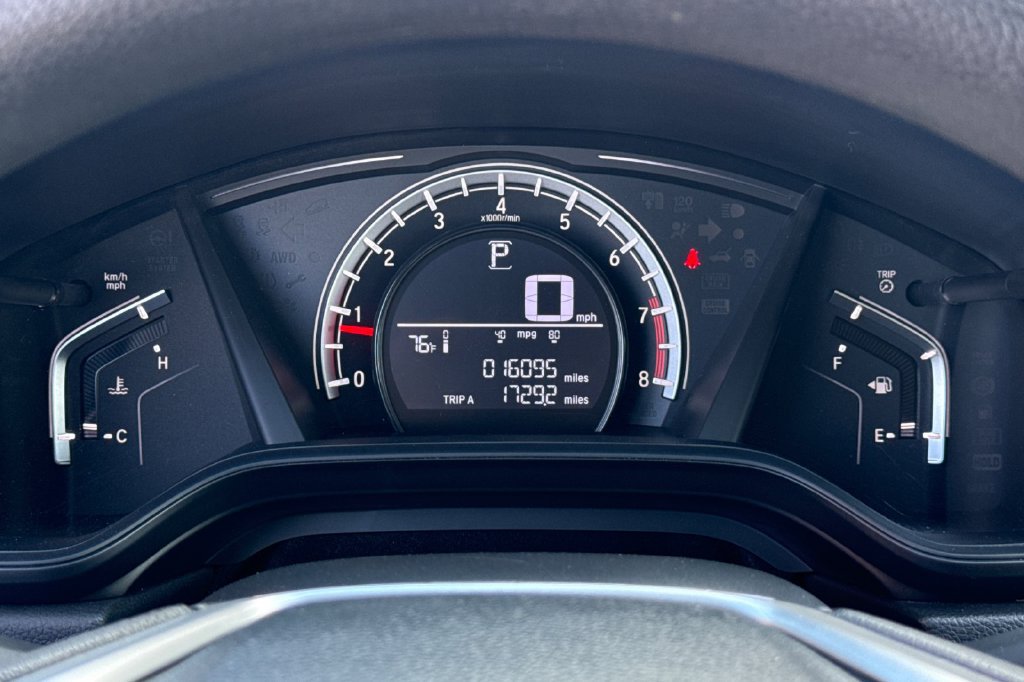 Used 2017 Honda CR-V LX image 29