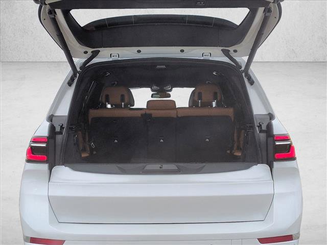 Used 2026 BMW X7 xDrive40i image 6