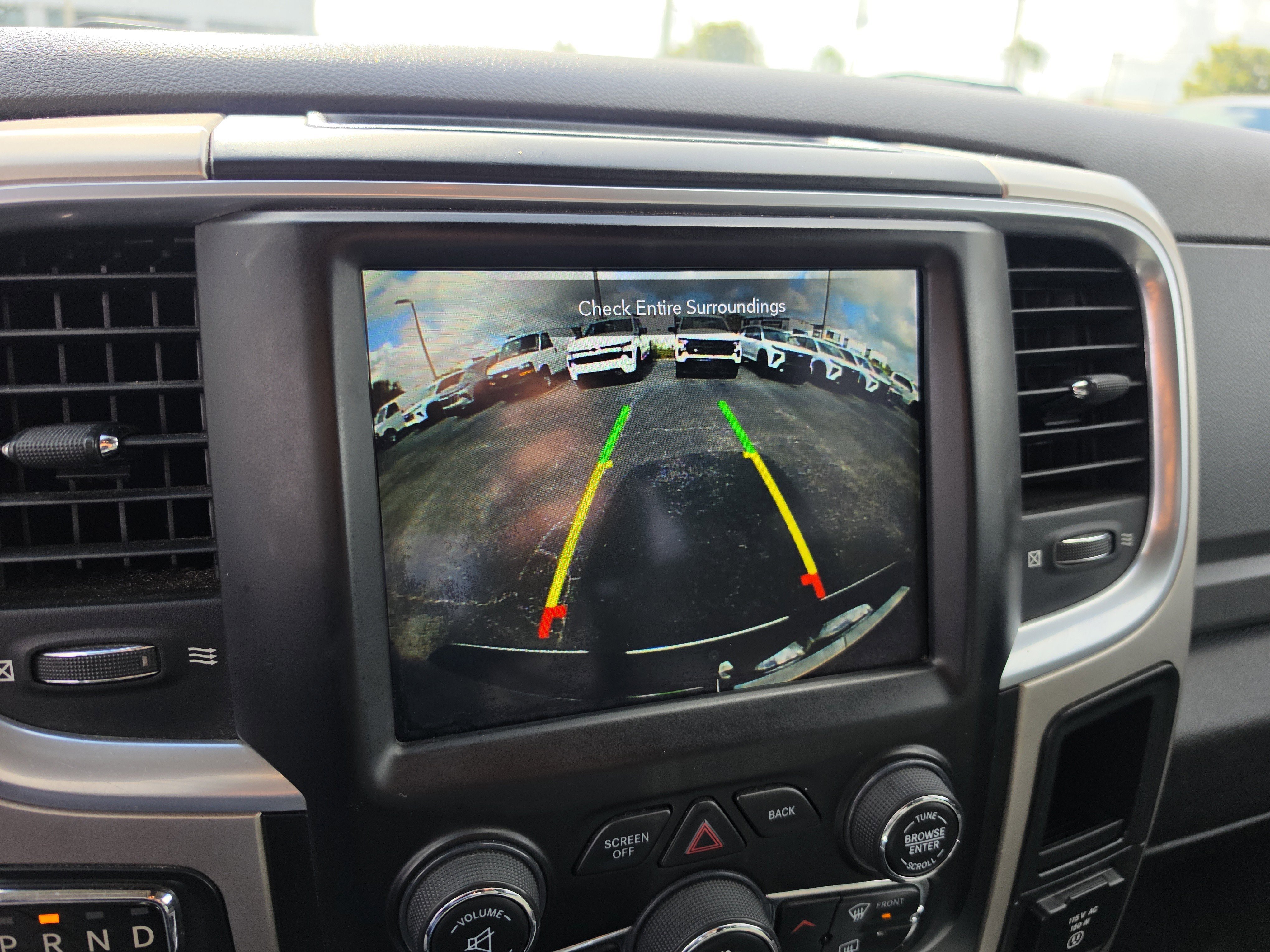 Used 2020 RAM 1500 Classic SLT w/ Luxury Group RWD image 24