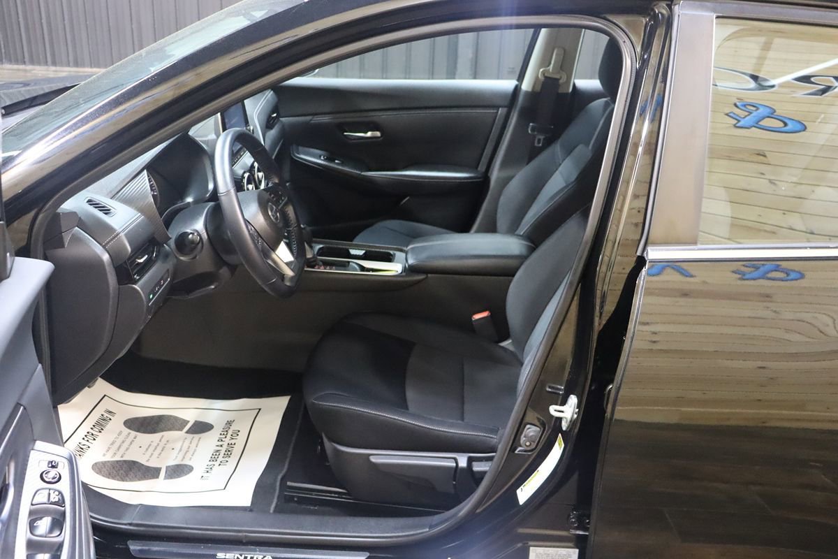 Used 2021 Nissan Sentra SV image 36