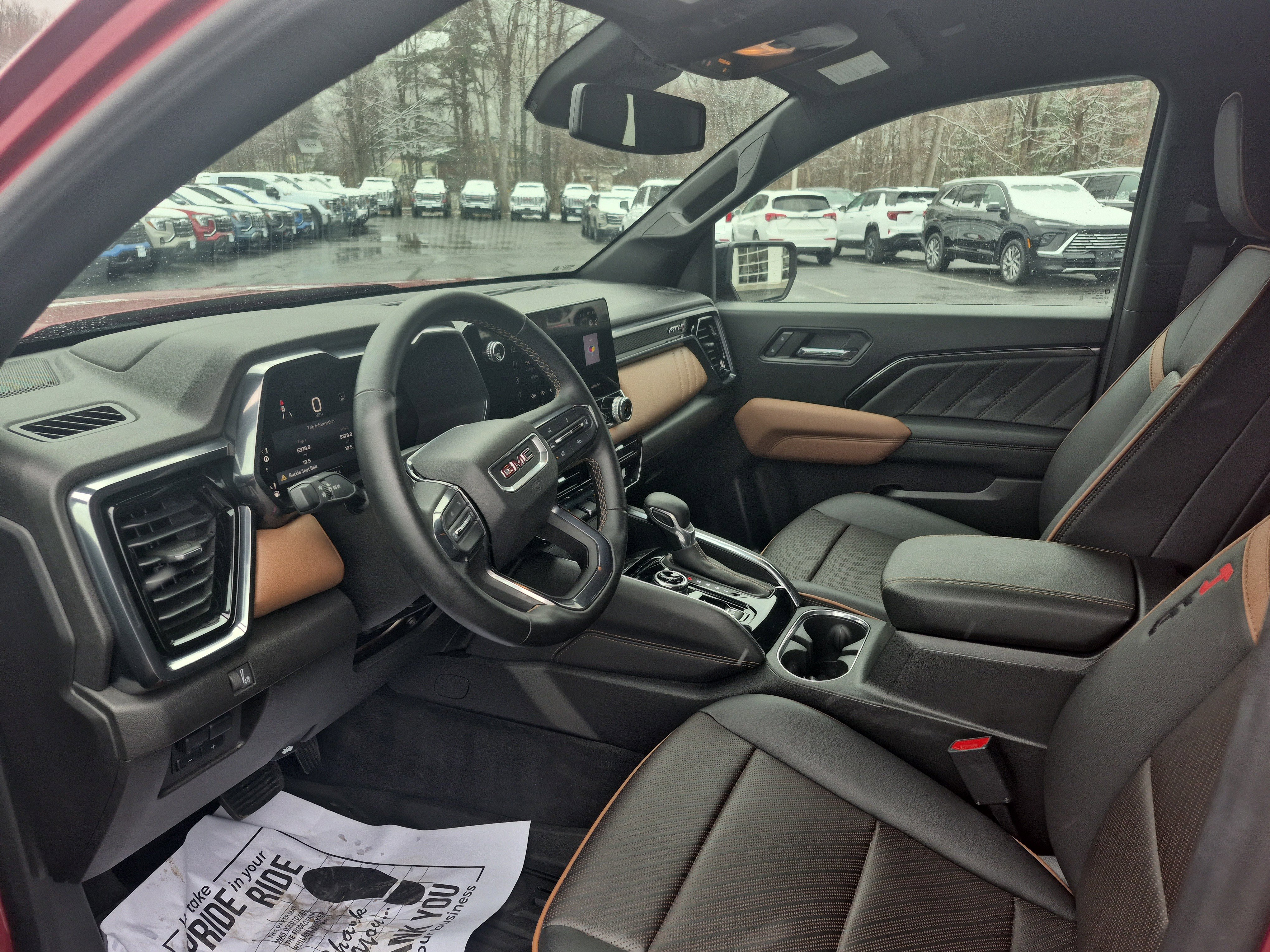 Used 2023 GMC Canyon AT4 w/ AT4 Premium Package image 11