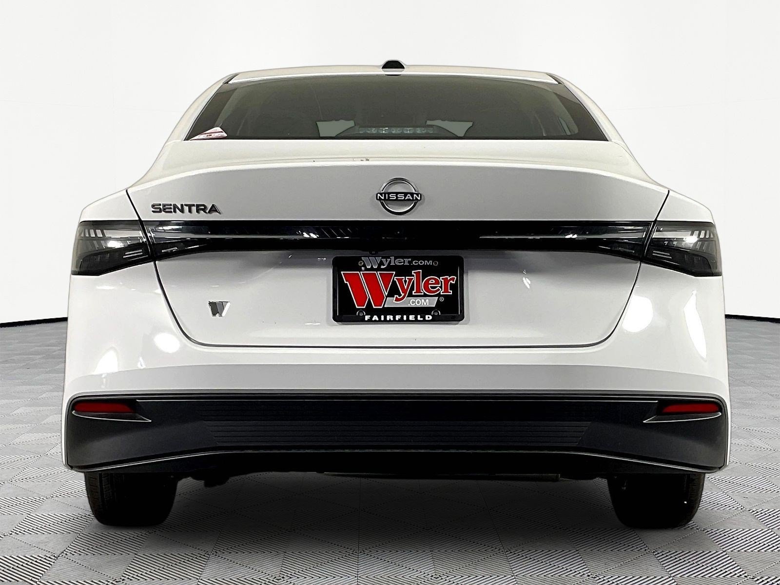 New 2026 Nissan Sentra SV w/ SV Convenience Package FWD image 5