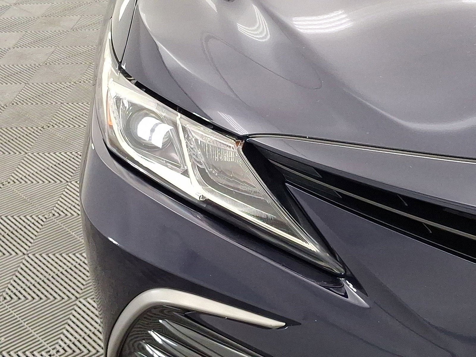 Used 2021 Toyota Camry LE FWD image 19