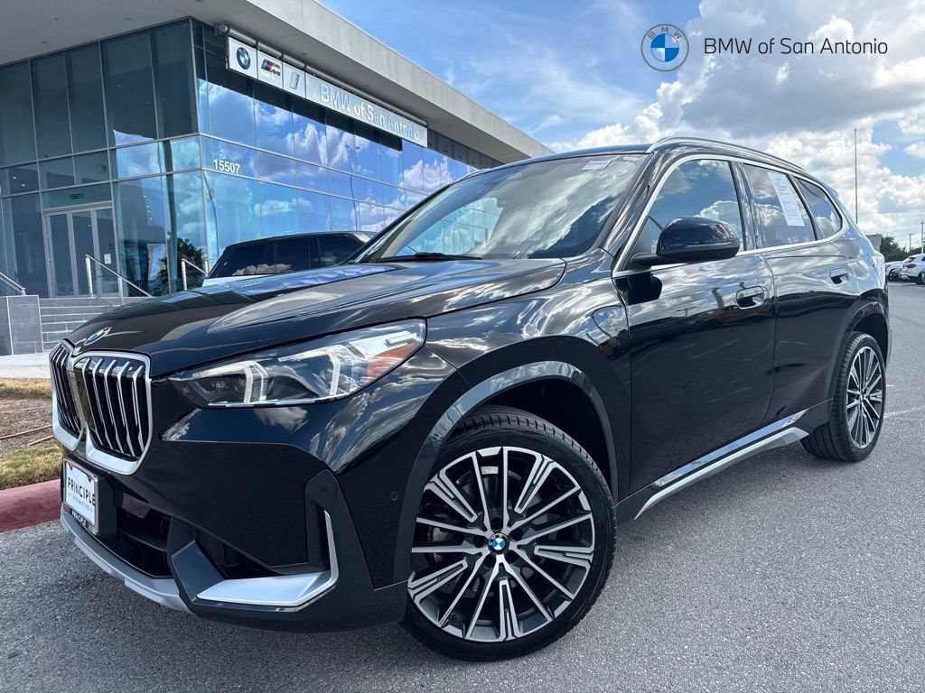 Certified 2025 BMW X1 xDrive28i w/ Convenience Package