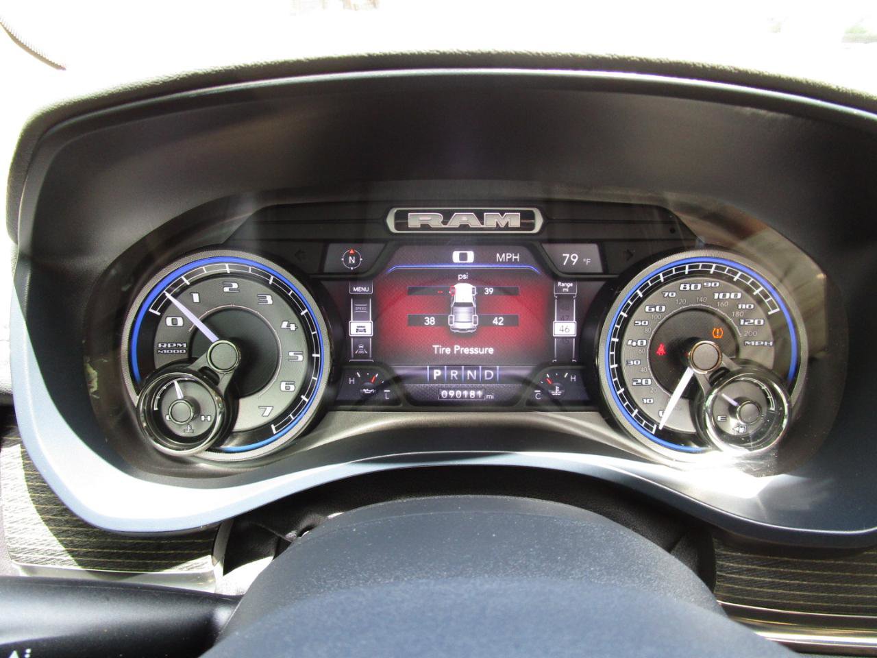 Used 2019 RAM 1500 Limited AWD/4WD image 12