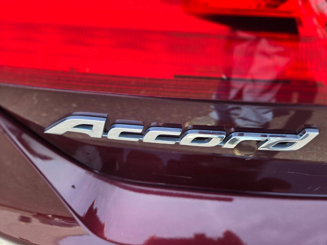 Used 2015 Honda Accord EX-L image 11