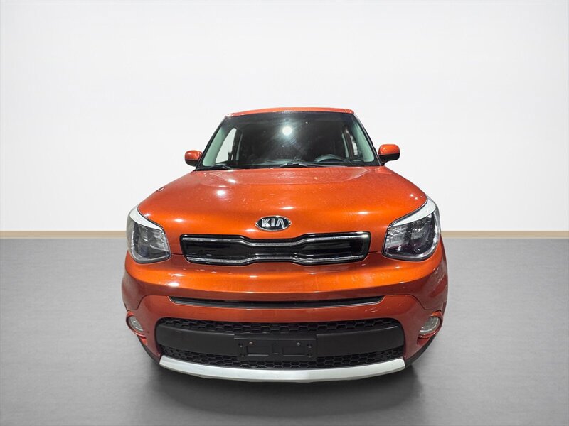Used 2018 Kia Soul + image 9