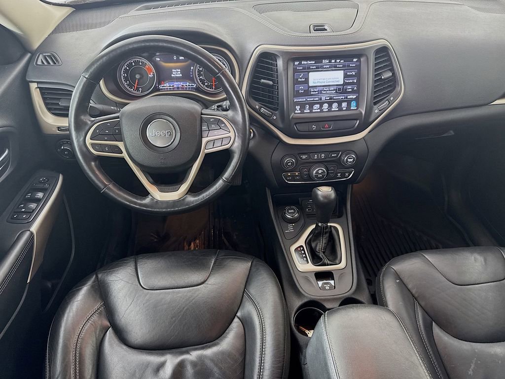 Used 2018 Jeep Cherokee Limited w/ Trailer Tow Group AWD/4WD image 26