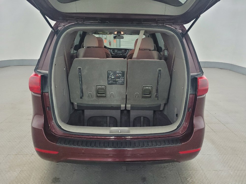 Used 2016 Kia Sedona LX w/ LX Convenience Package FWD image 29