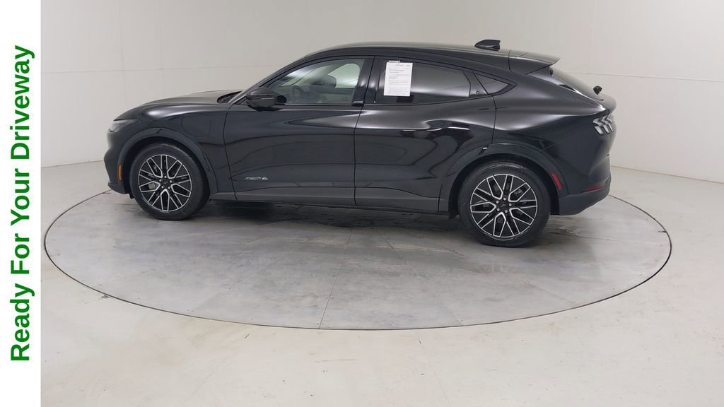 Certified 2025 Ford Mustang Mach-E Premium image 19